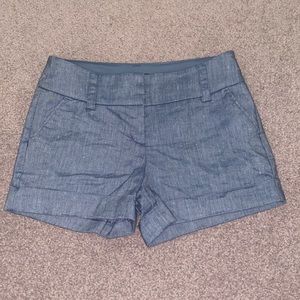 Express Midi Low-Rise Shorts - Size 2
